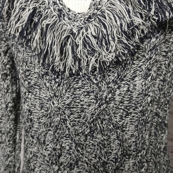 INTERMIX Deja Wool Fringe Sweater XS - Picture 6 of 13